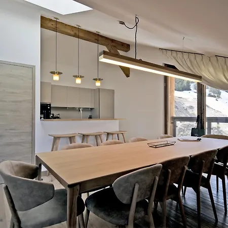 Renove Avec Aux Pieds, 4 Et Prestations Incluses A - Fr-1-613a-29 *